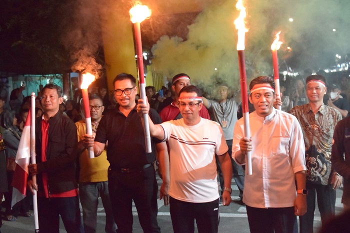 DPR RI Rizal Bawazier bersama Plt Bupati Pemalang Nurkholes di Comal Estafet Obor Comal 2026